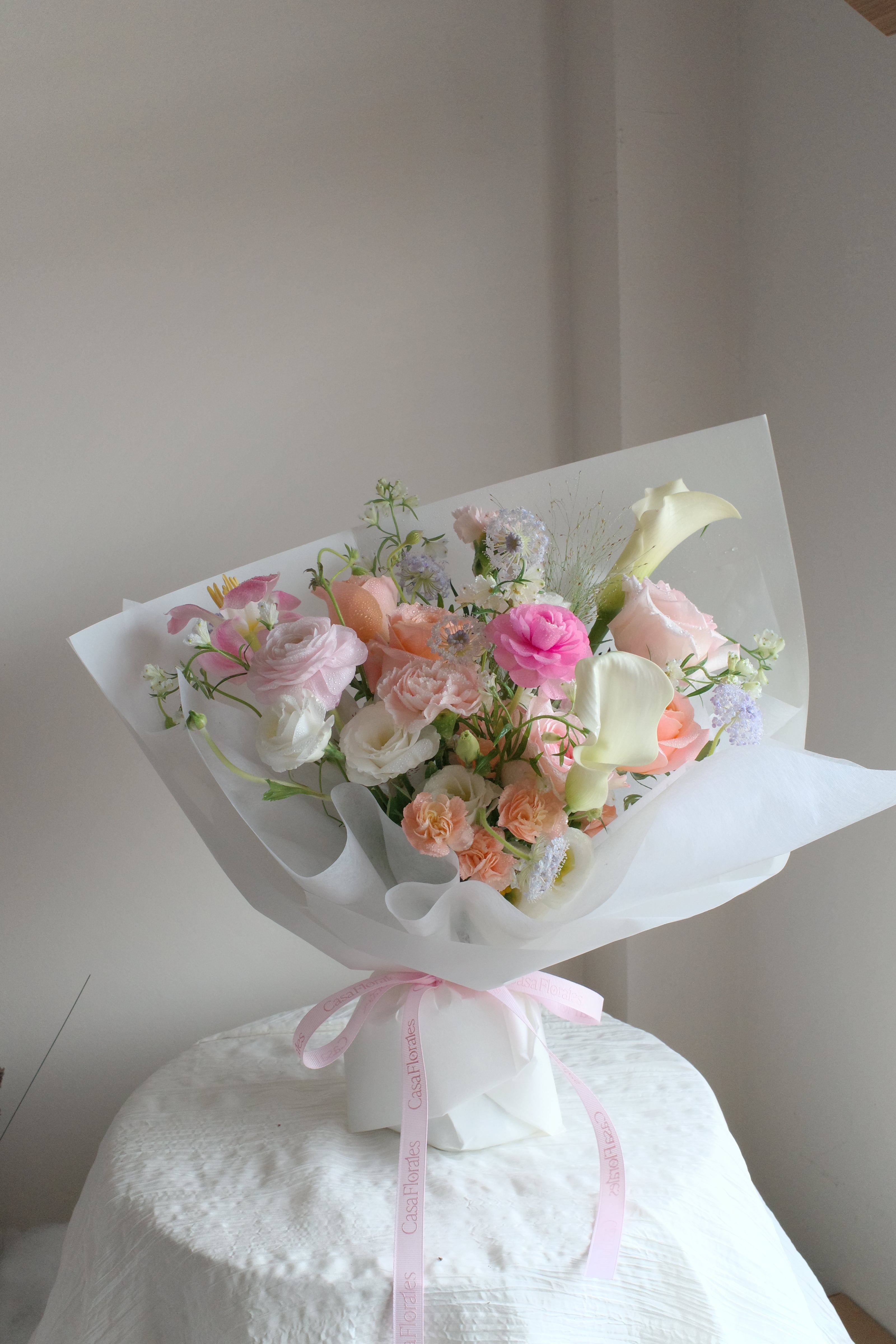 I'm just a girl, Wrapped Bouquet