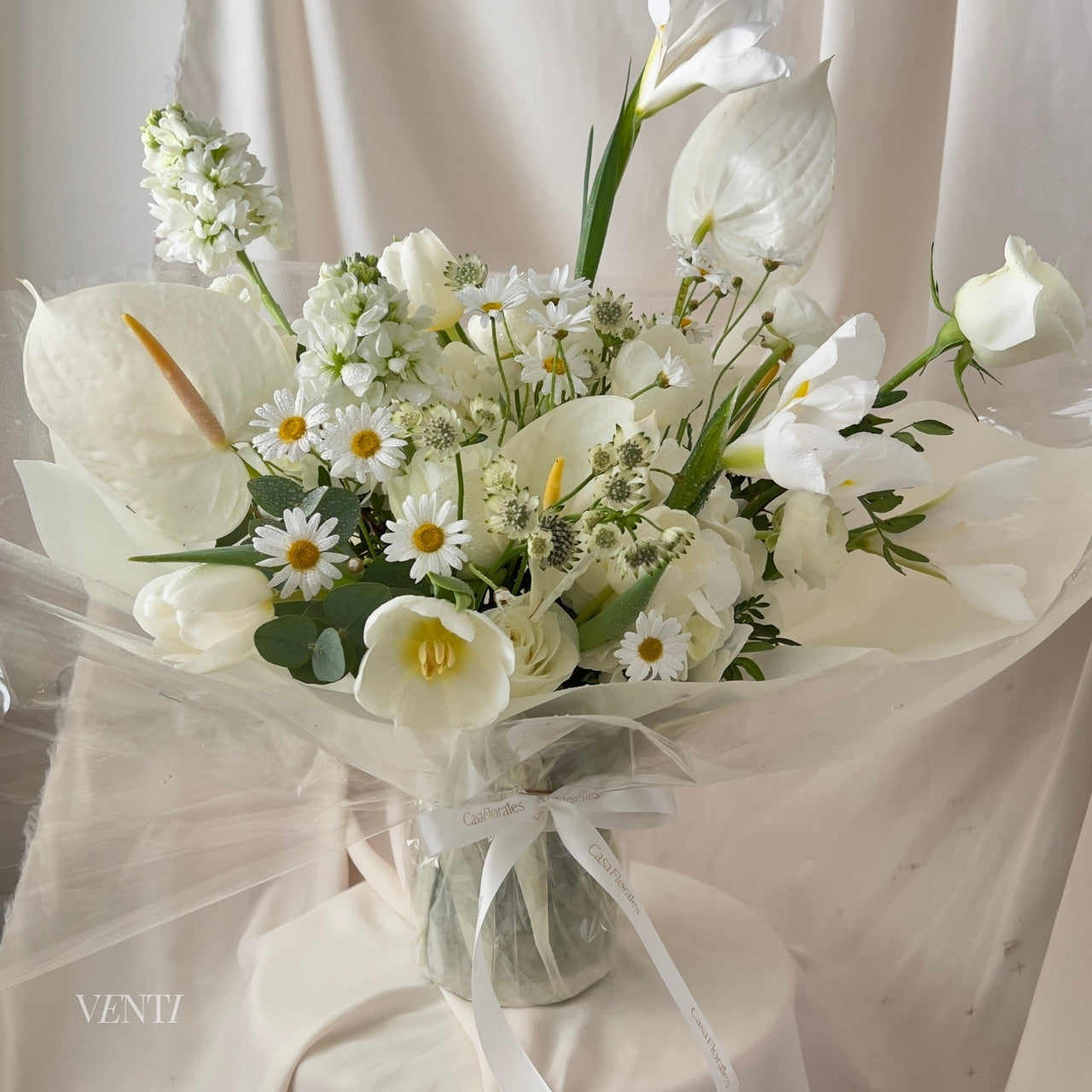 Clean & Crisp | In a Vase