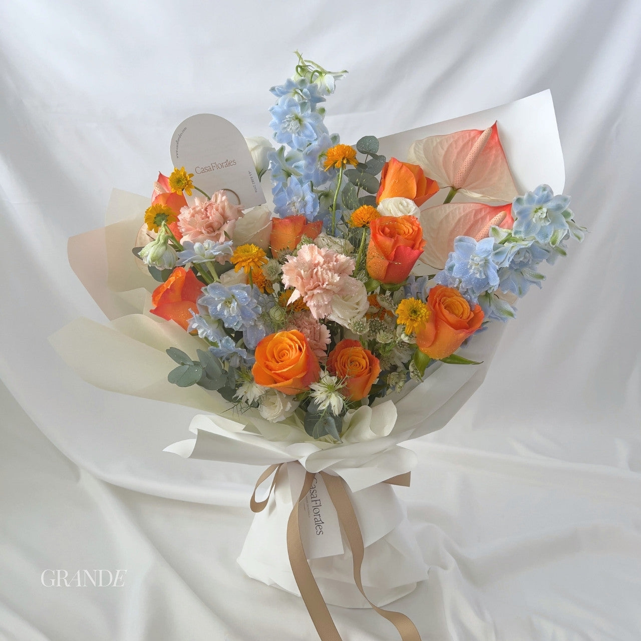 Lively & Bright | Wrapped Bouquet